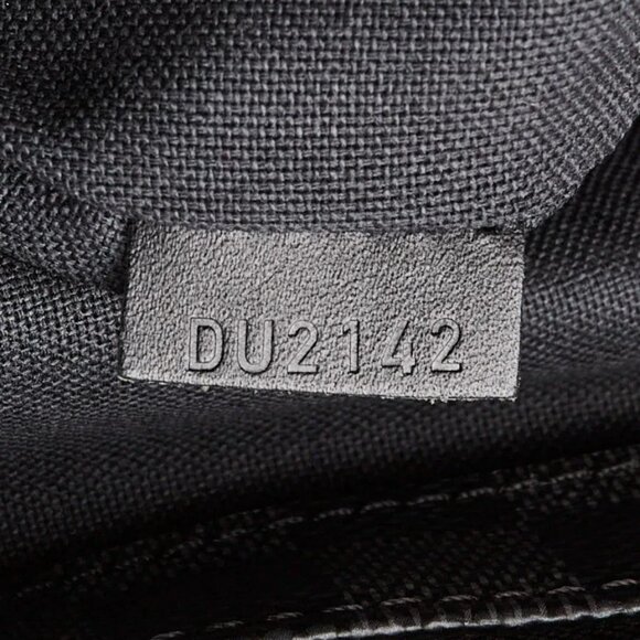 Louis Vuitton Damier Graphite Canvas Tadao Bag - Picture 12 of 12